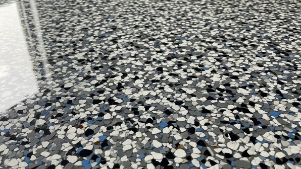 flake epoxy flooring in a garage
